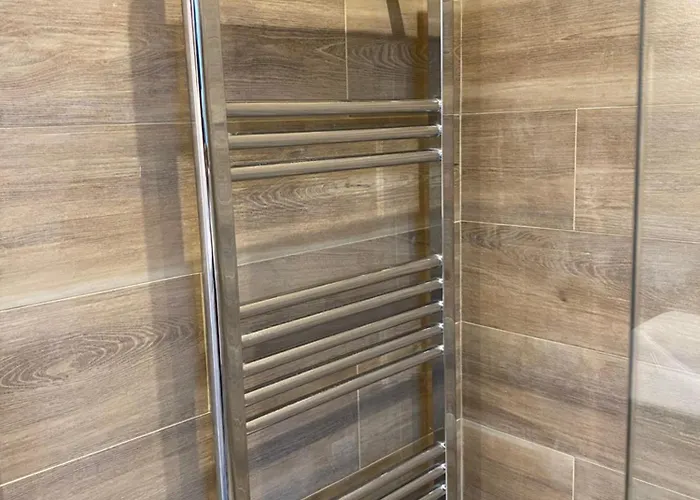 Modern 2-bed 20 Mins From Airport Apartment Dublin